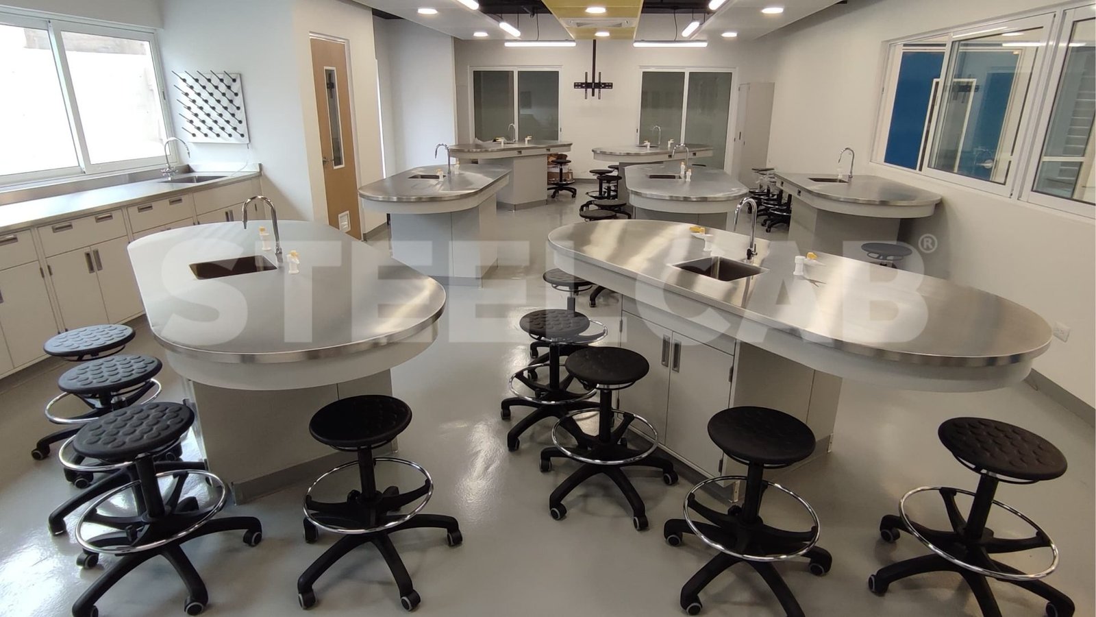 mobilairio%para%laboratorio