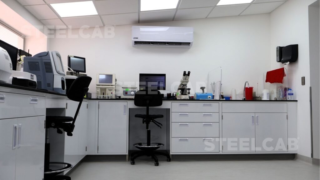 Portafolio 30 mesas para laboratorio